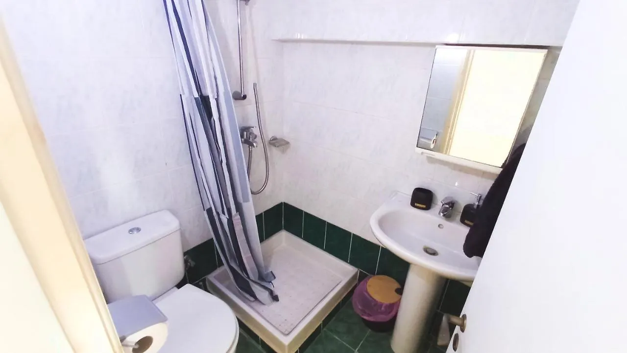 Luxury Maisonette Apartment - Ea View, Gym- 5 Min From Beach Lárnaca