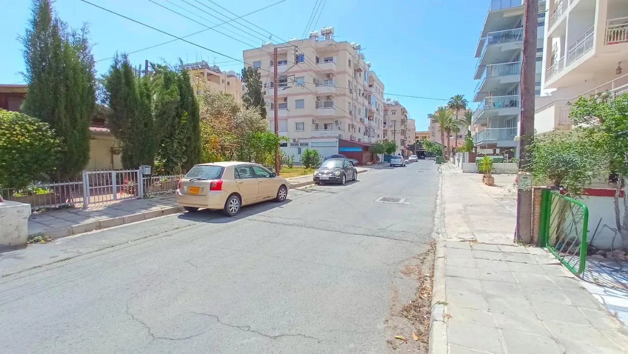 Luxury Maisonette Apartment - Ea View, Gym- 5 Min From Beach Lárnaca