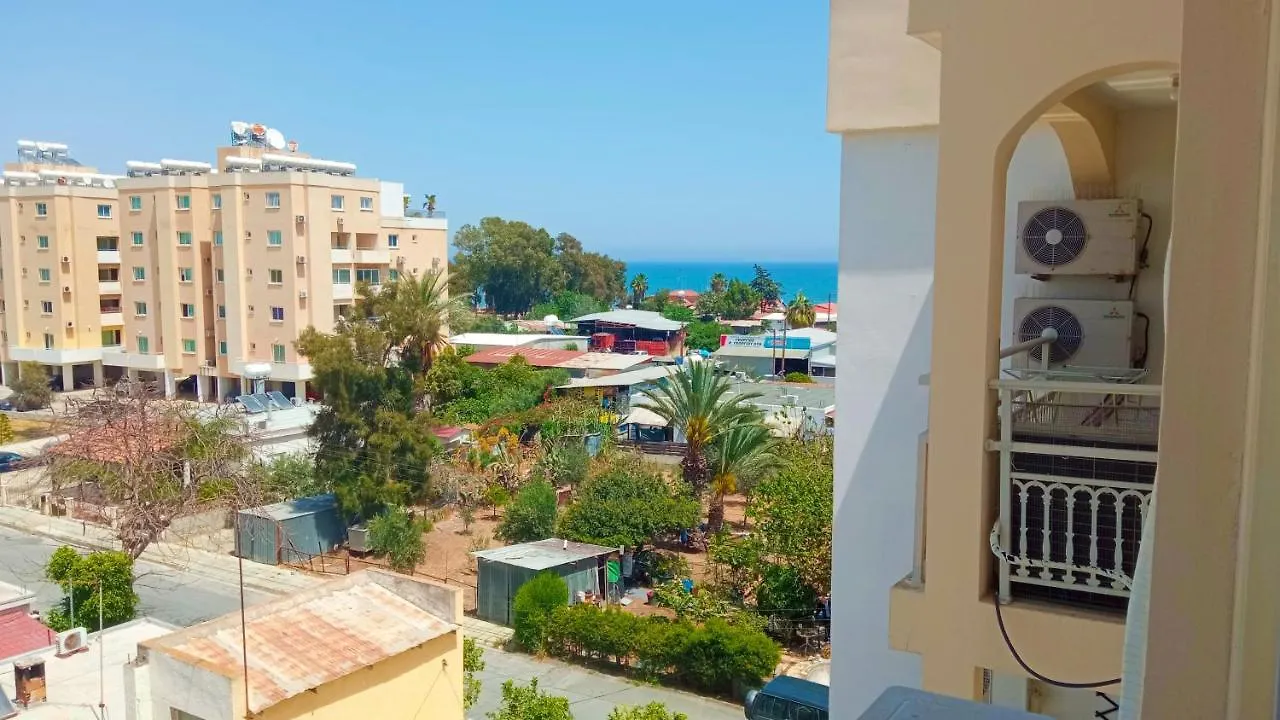 Luxury Maisonette Apartment - Ea View, Gym- 5 Min From Beach Lárnaca 0*,  Chipre